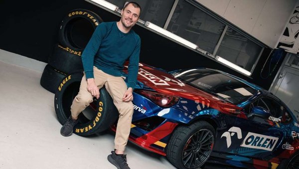 Kuba Przygoński o kulisach rajdów, wyścigów i driftingu