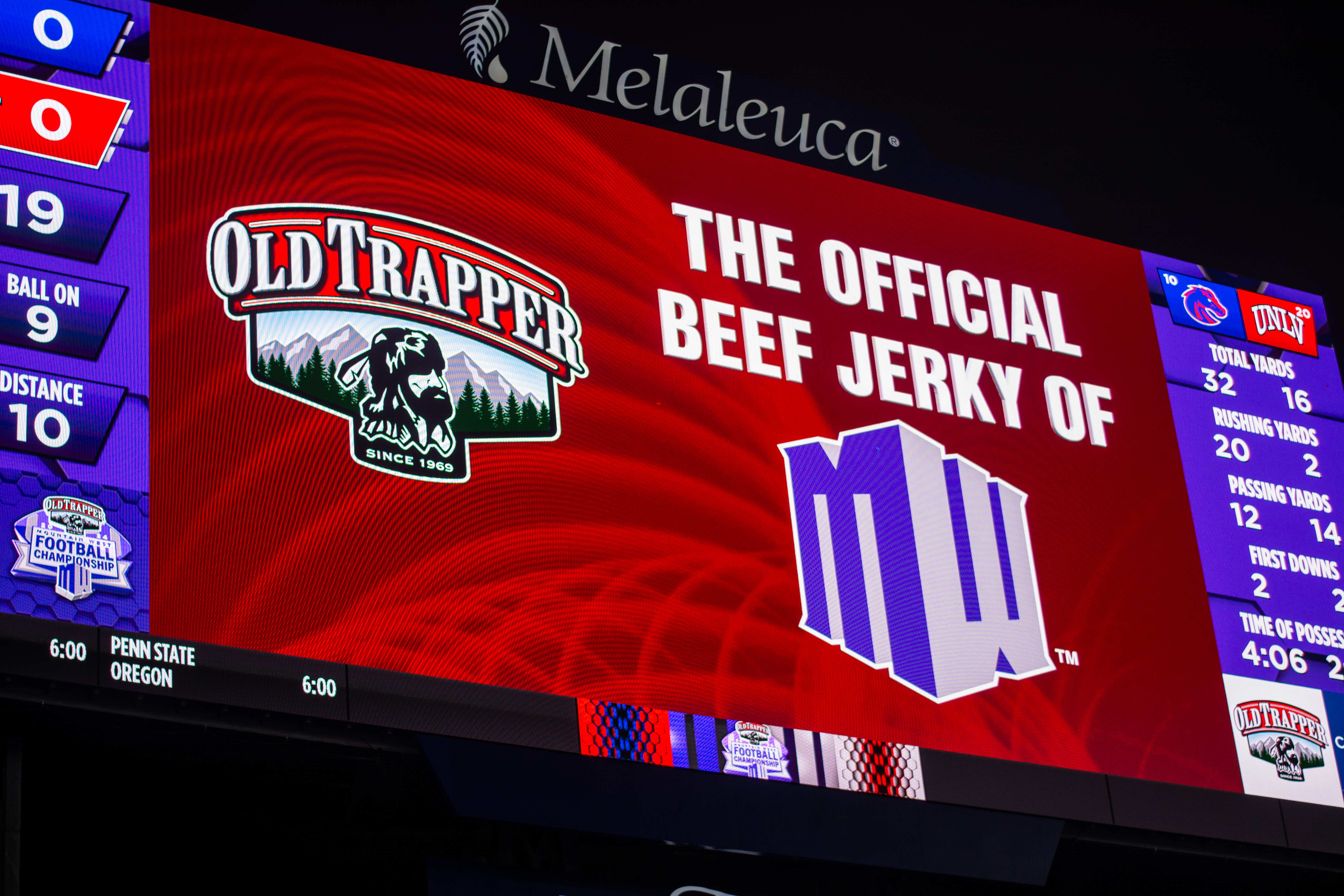 Old Trapper Official sponsor jumbo