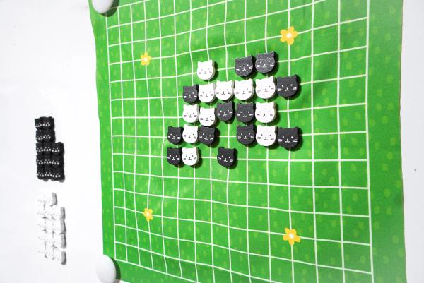 にゃんこならべの駒にマグネットをつけてみました！