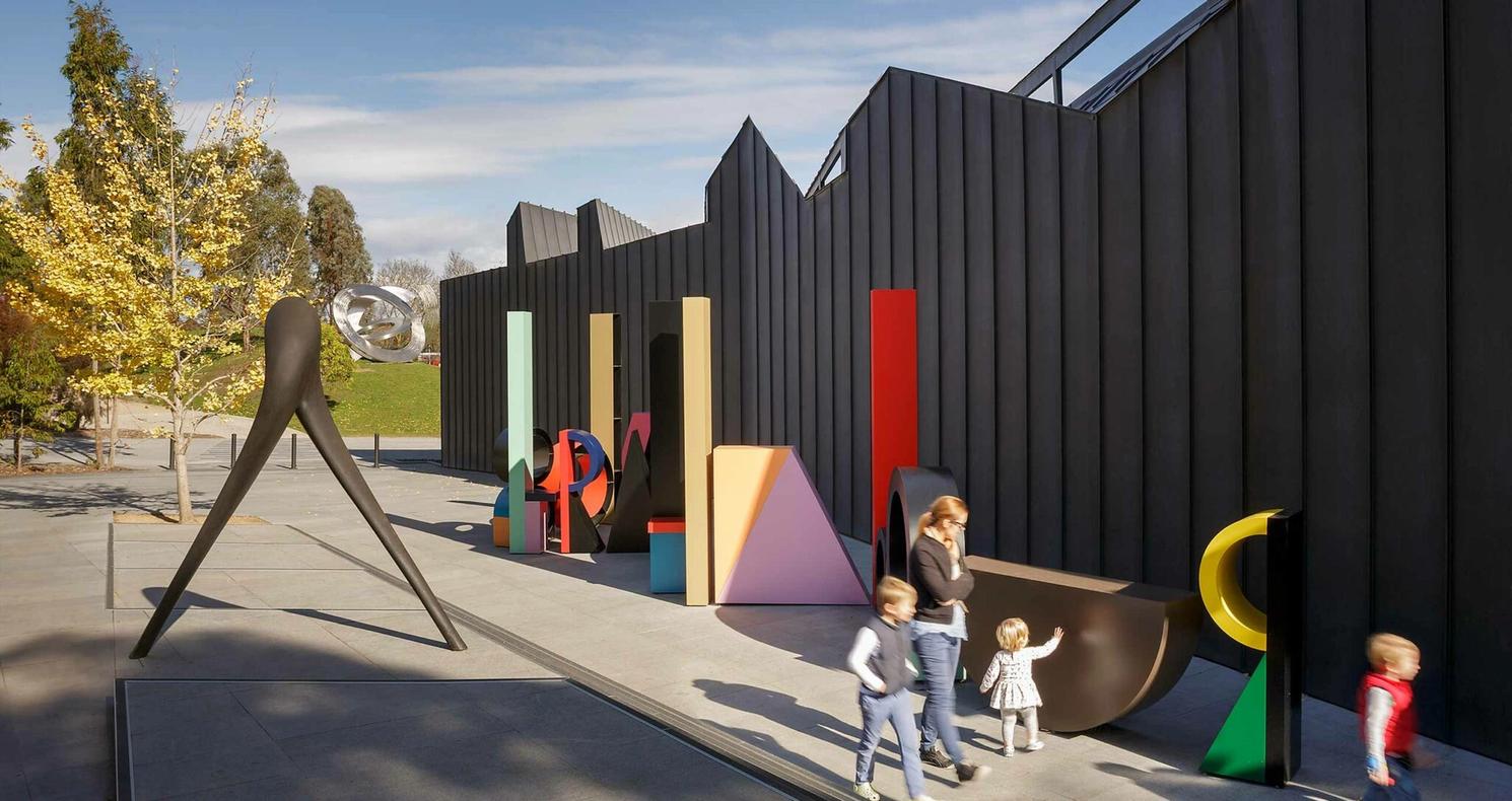 Cost-Effective School Excursions in Melbourne: Programs Under $15 Per Student