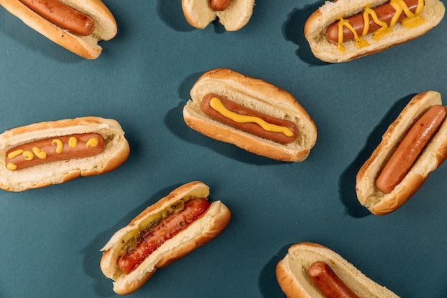 120 Days of Retail: Day 49 - Why the Founder of Costco Threatened to Kill the CEO Over a Hot Dog