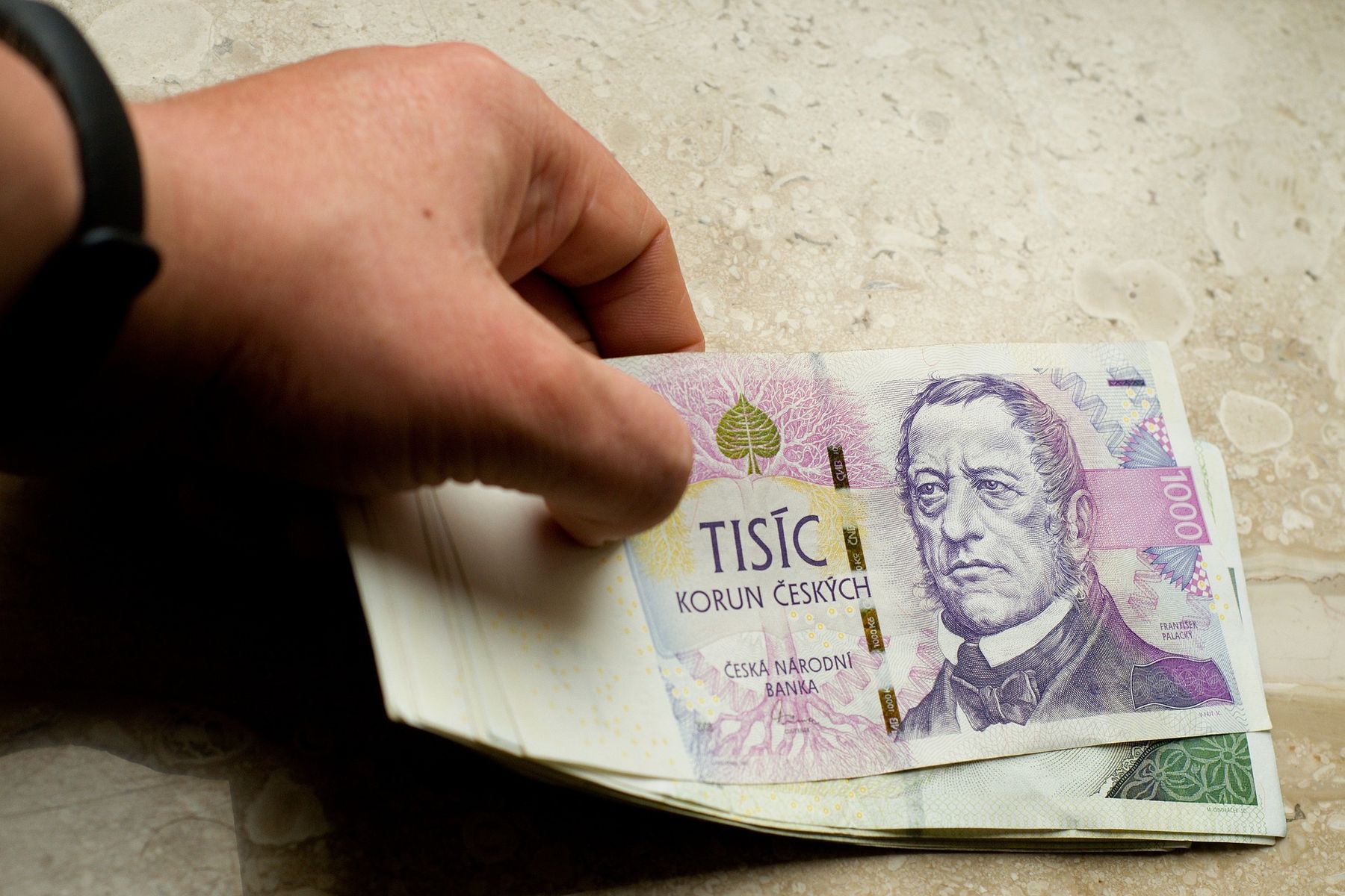 Wie Kann Ich Geld Nach Kasachstan überweisen www.monito.com