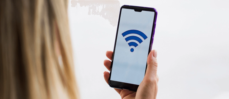 wifi symbol on a mobile phone
