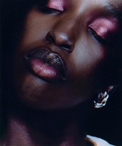 Harper Bazaar Dec Issue