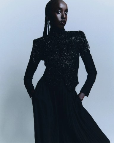 Harper Bazaar Dec Issue