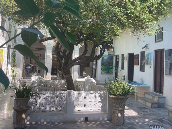 The Majlis Gallery
