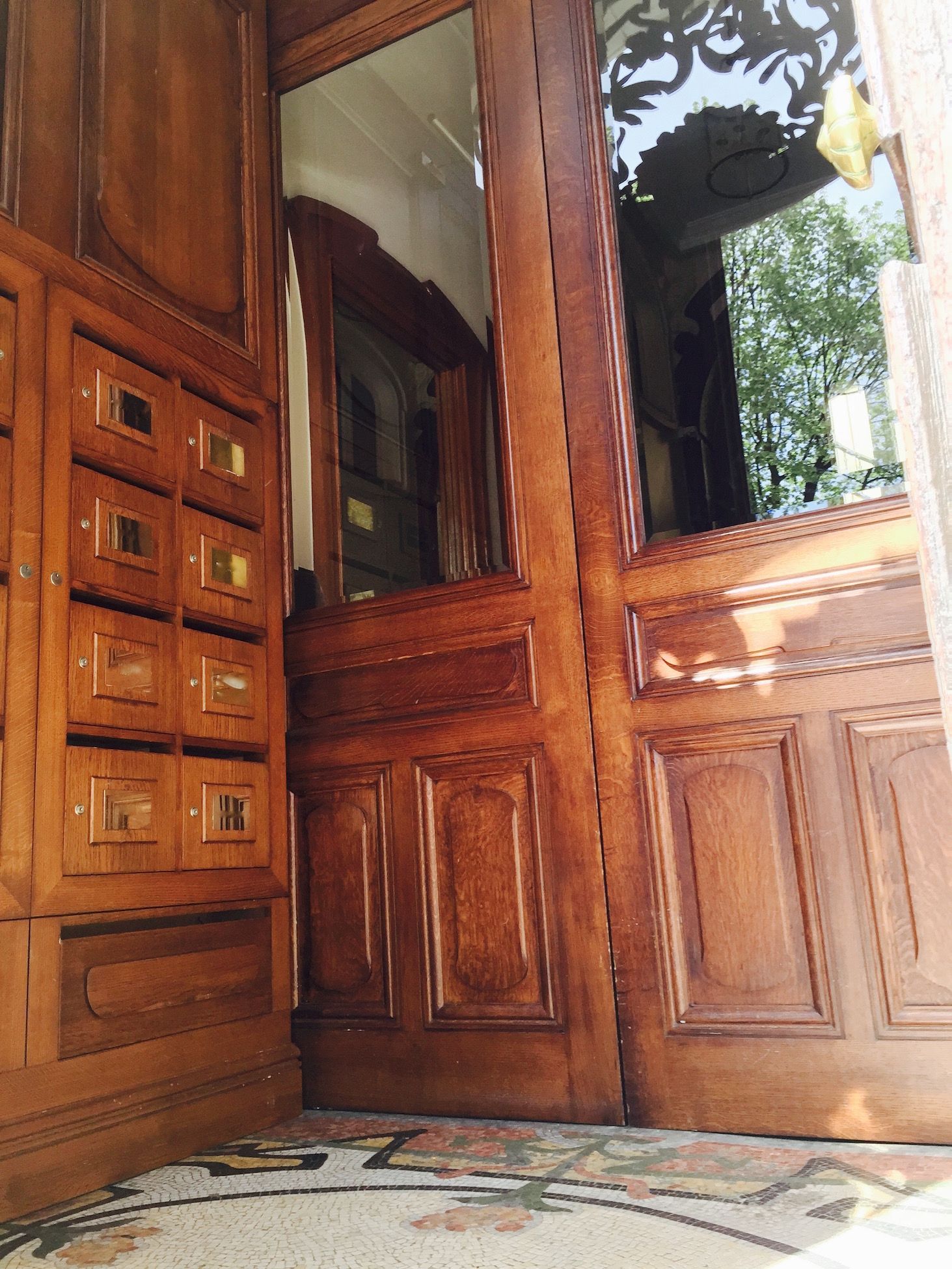 Des porches, sas d'entrée & portes cochères