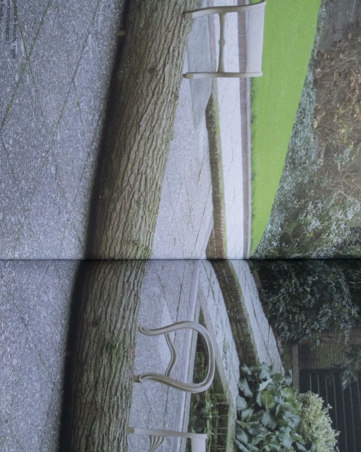 Sur Place – interior spread 3