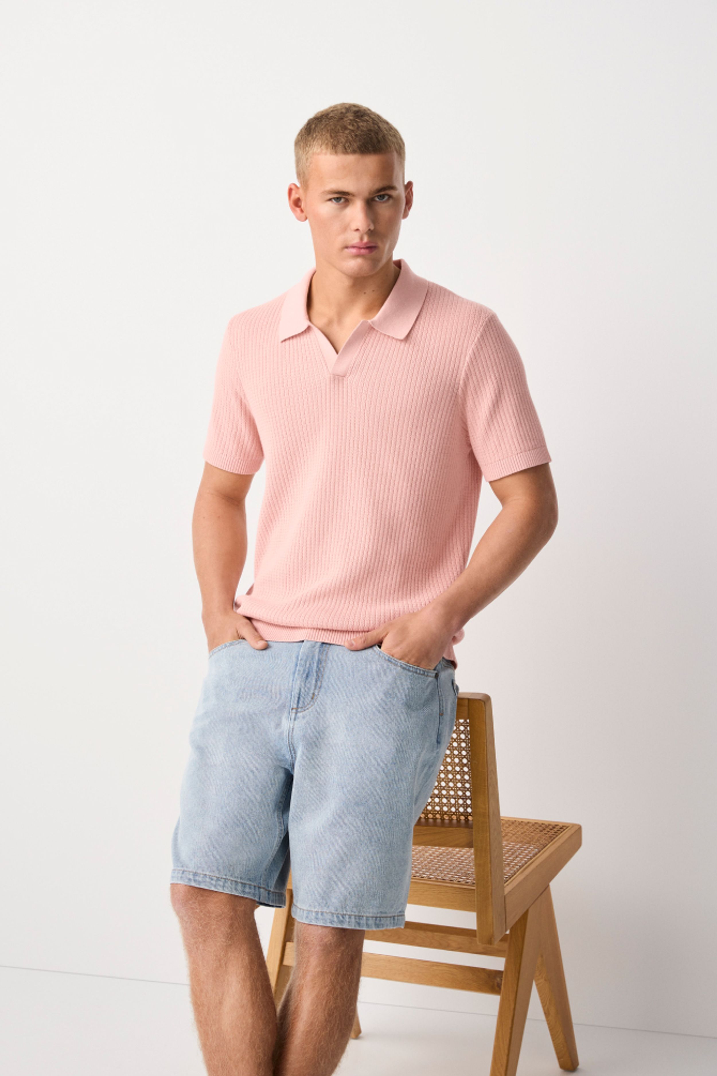 Wavy Stitch Knit Polo