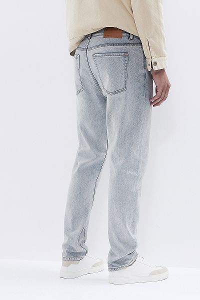 Slim Tapered Jean