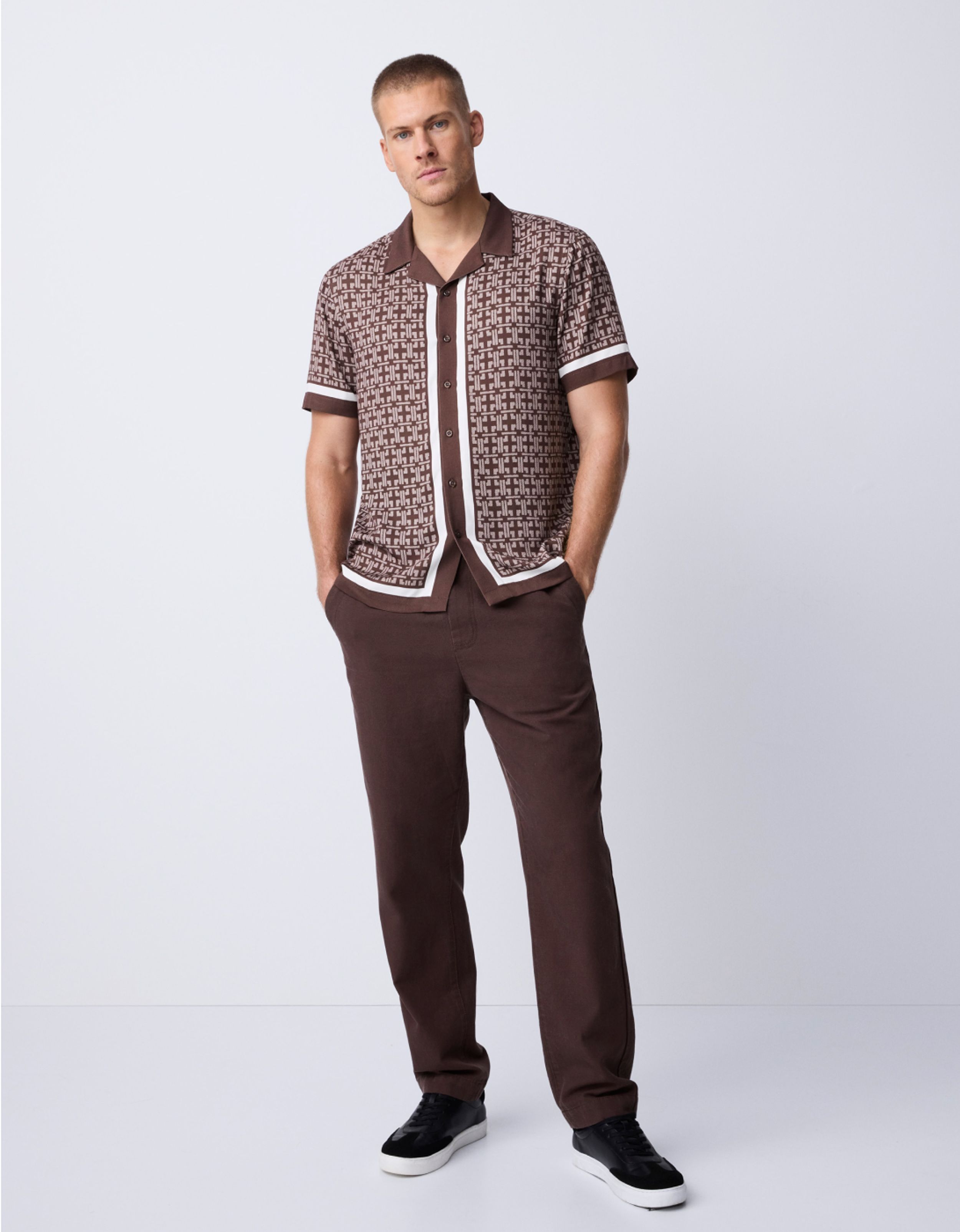 Geo S/S Regular Fit Shirt