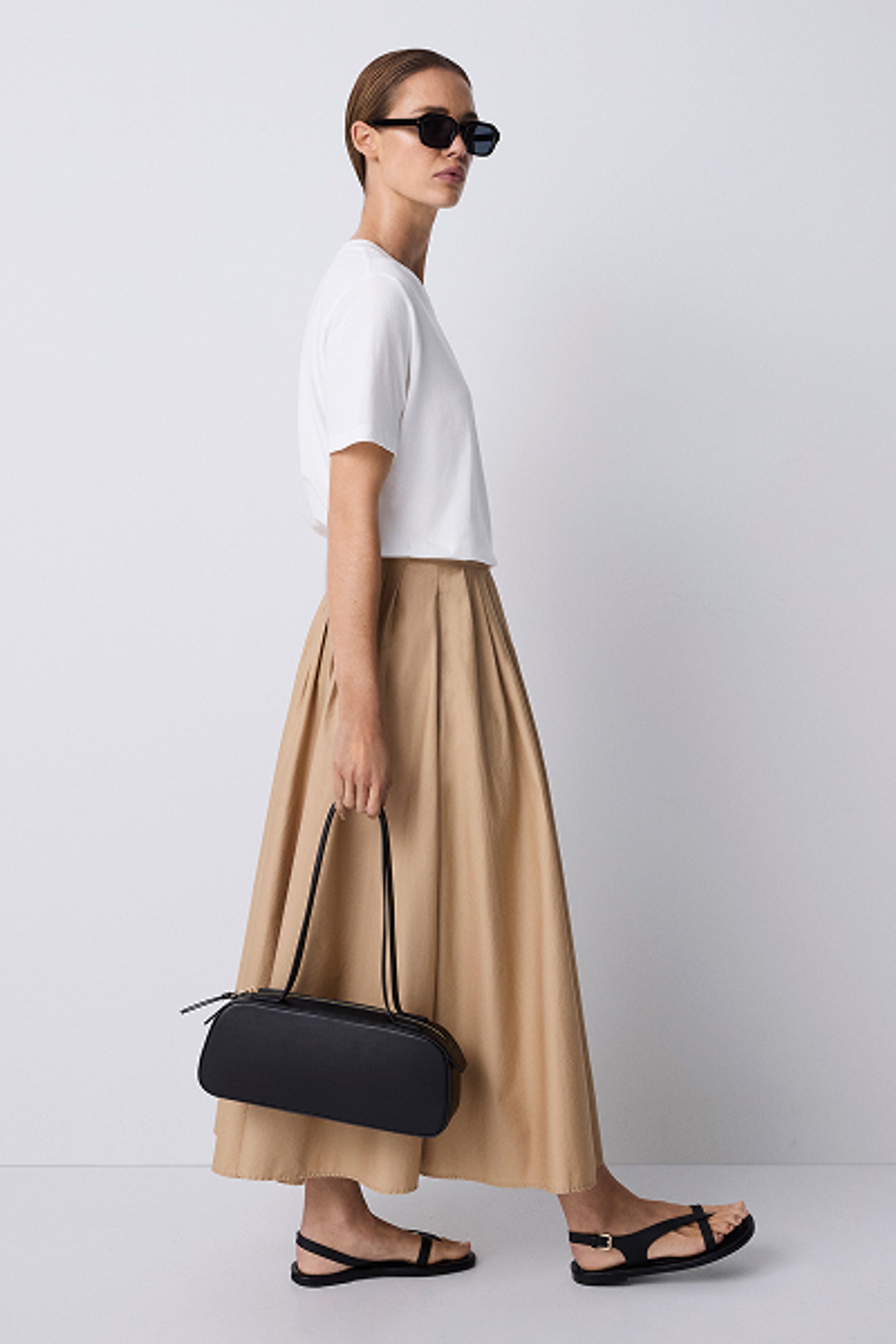 Full Skirt