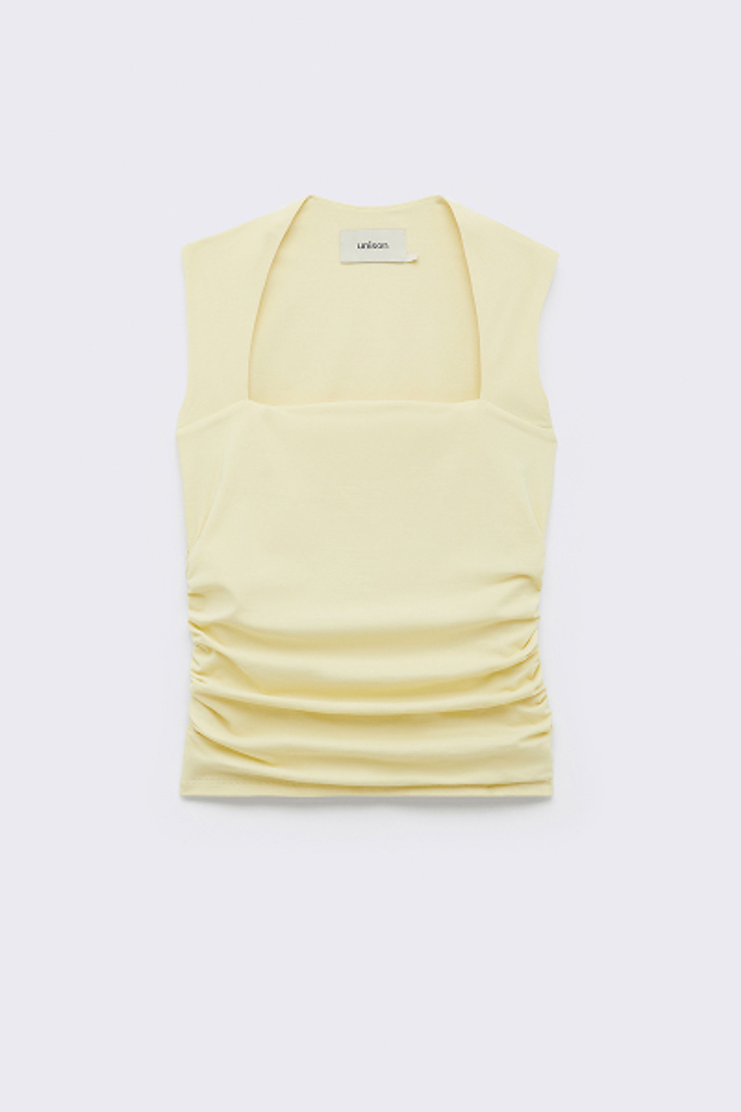 Ruched Detail Sleeveless Top
