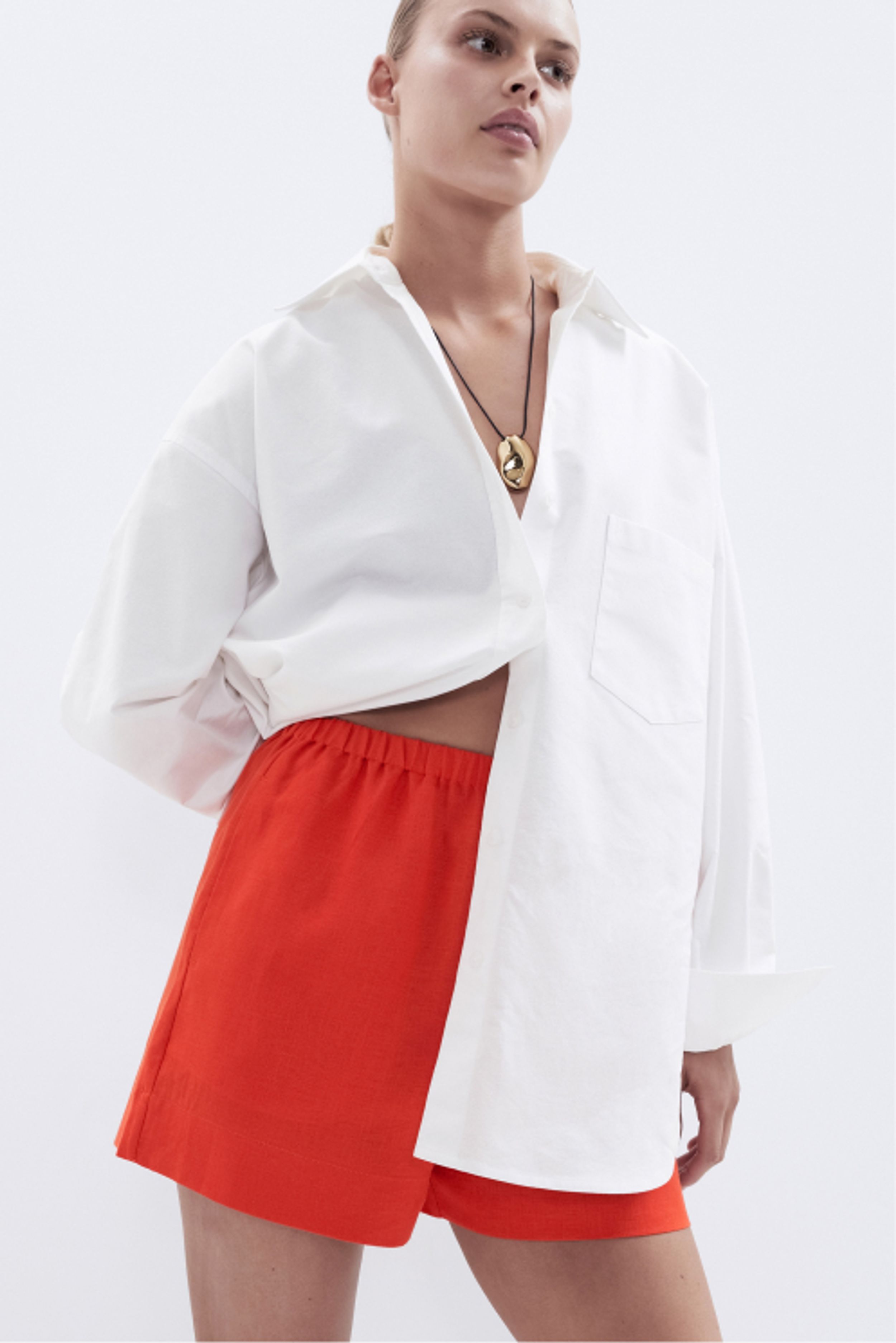 Essential Linen Short