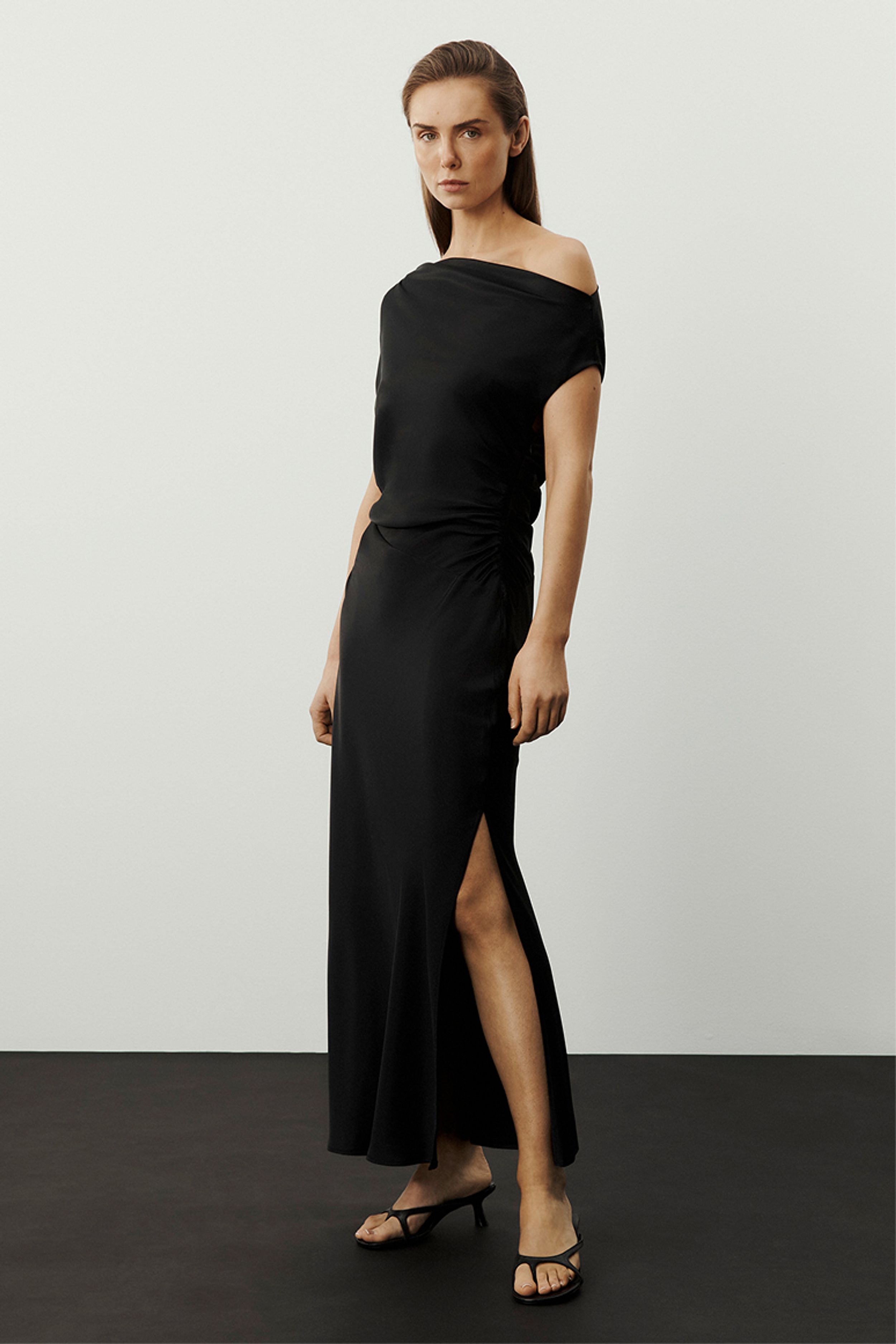 Linen Sleeveless Maxi Dress