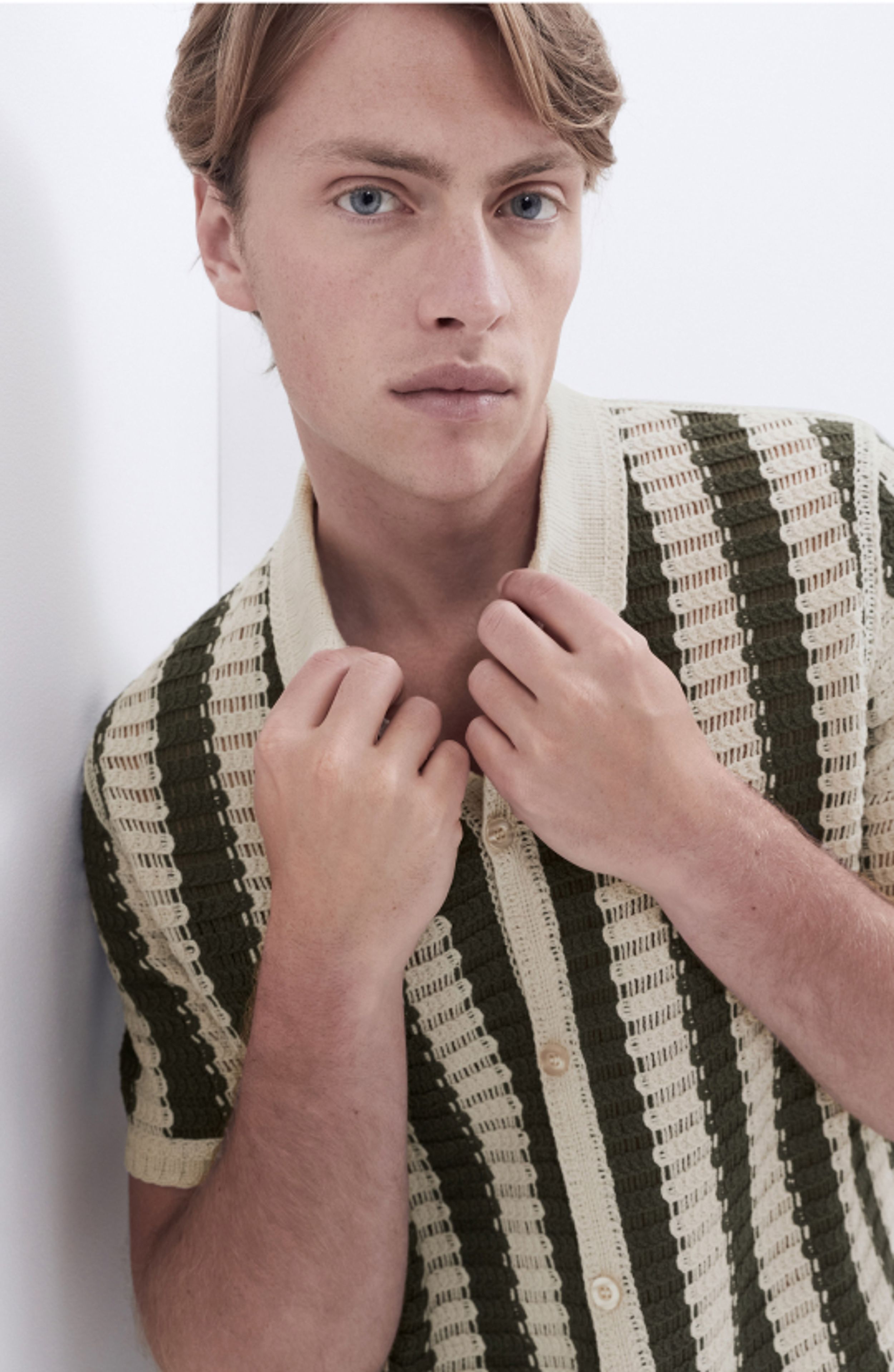 Crochet Stitch Button Thru