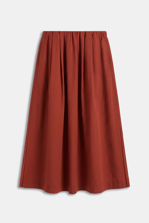 Full Skirt