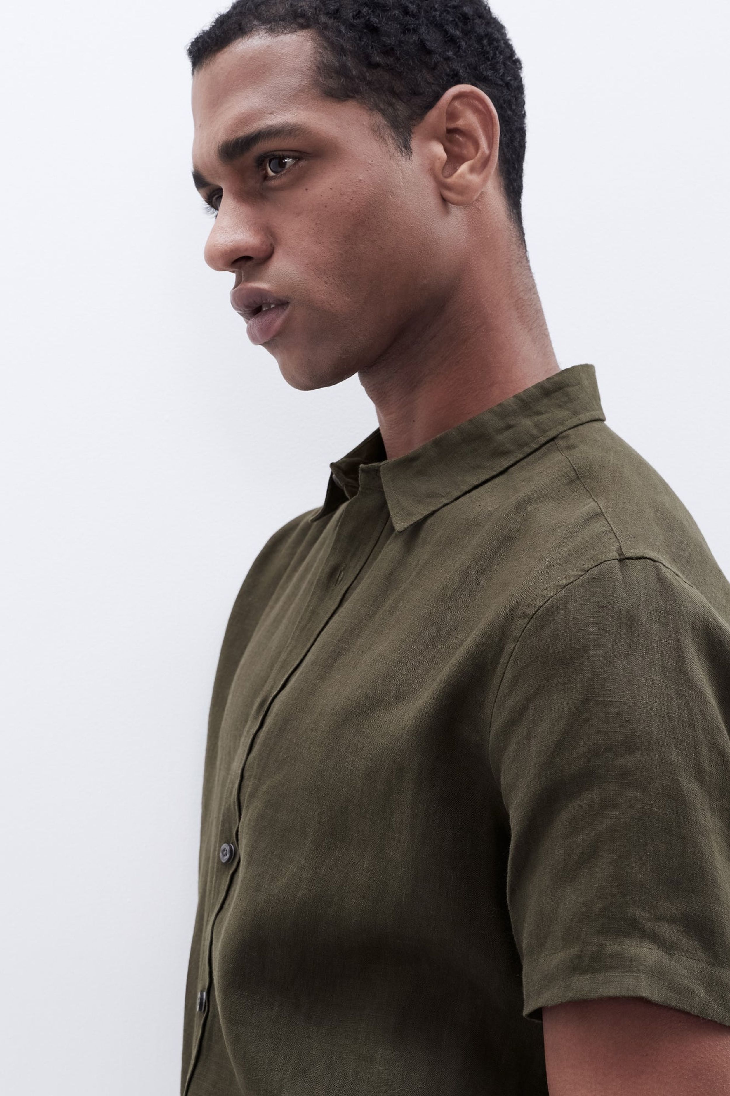 Linen S/S Regular Fit Shirt