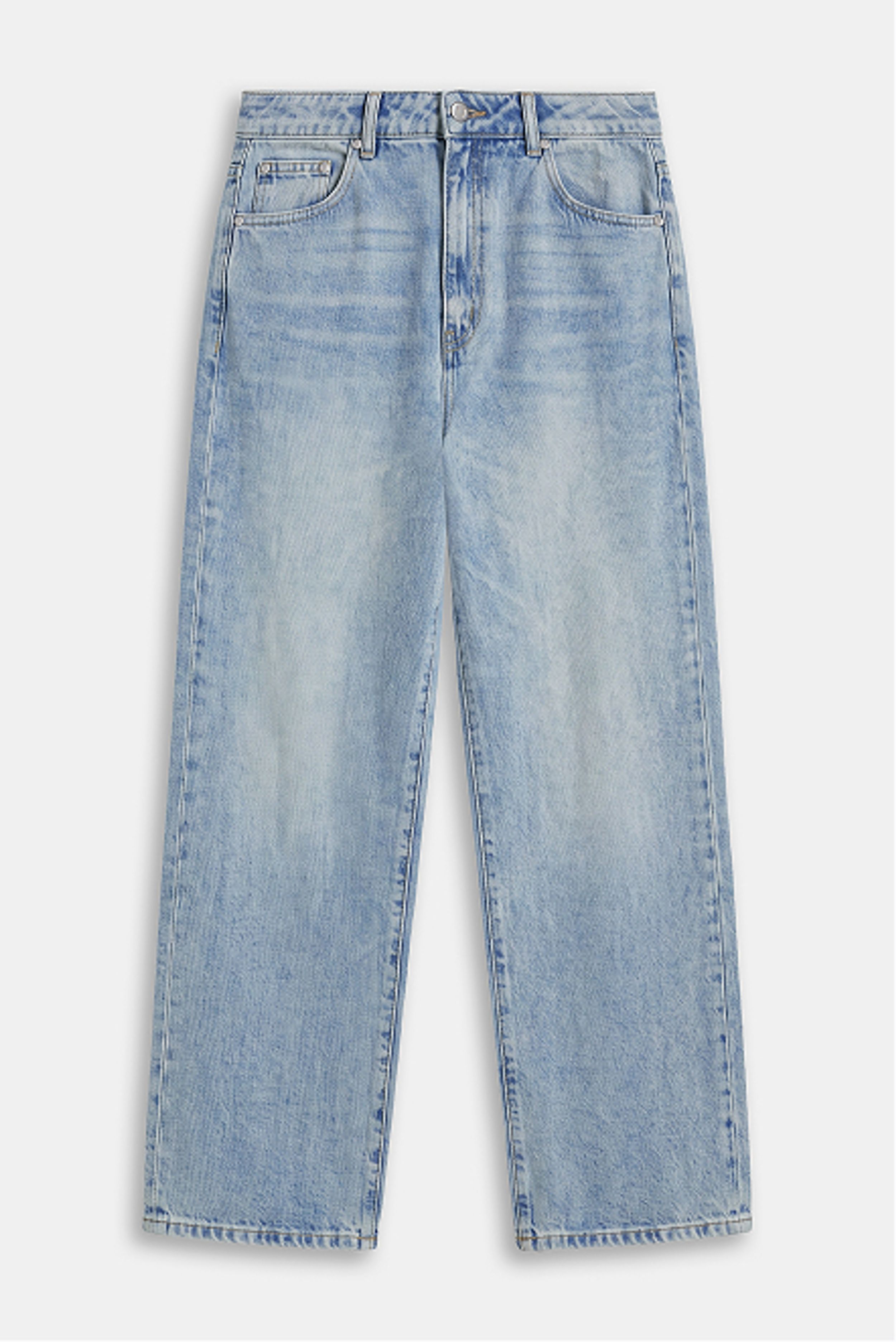 Relaxed Straight Fit Jean