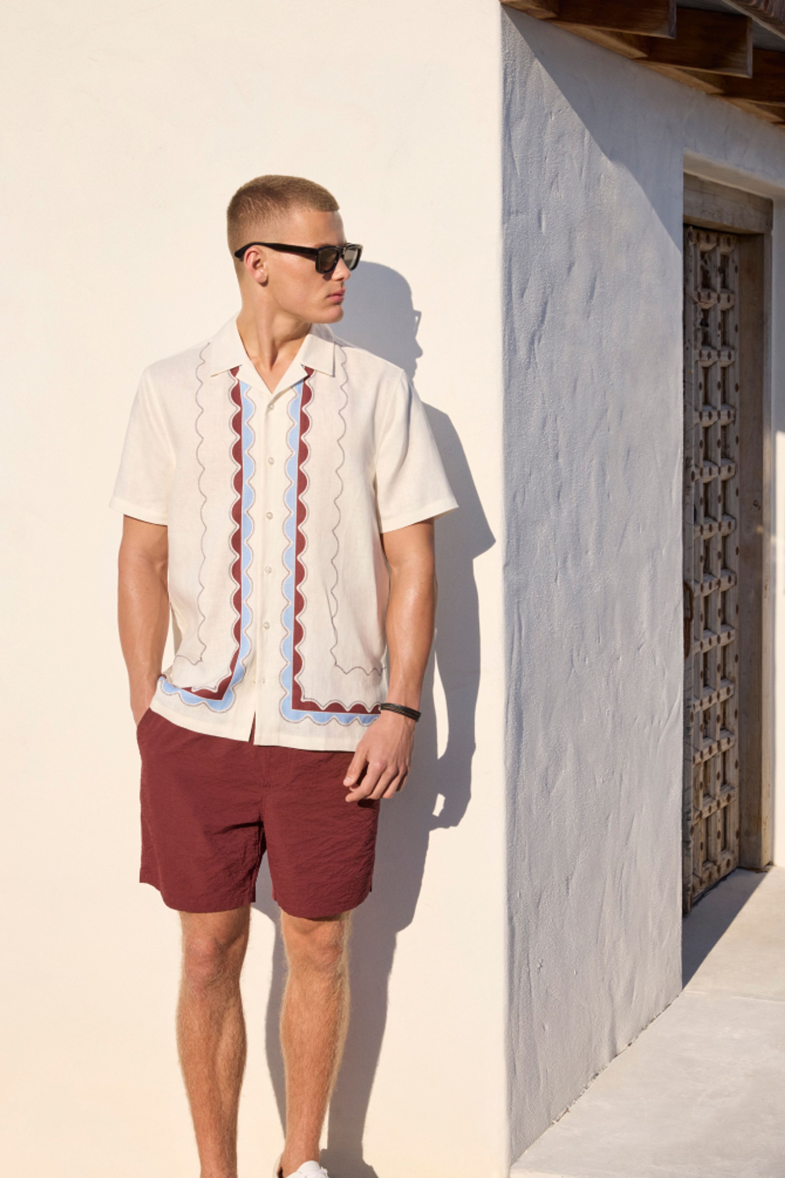 Wavy Border Regular Fit Shirt