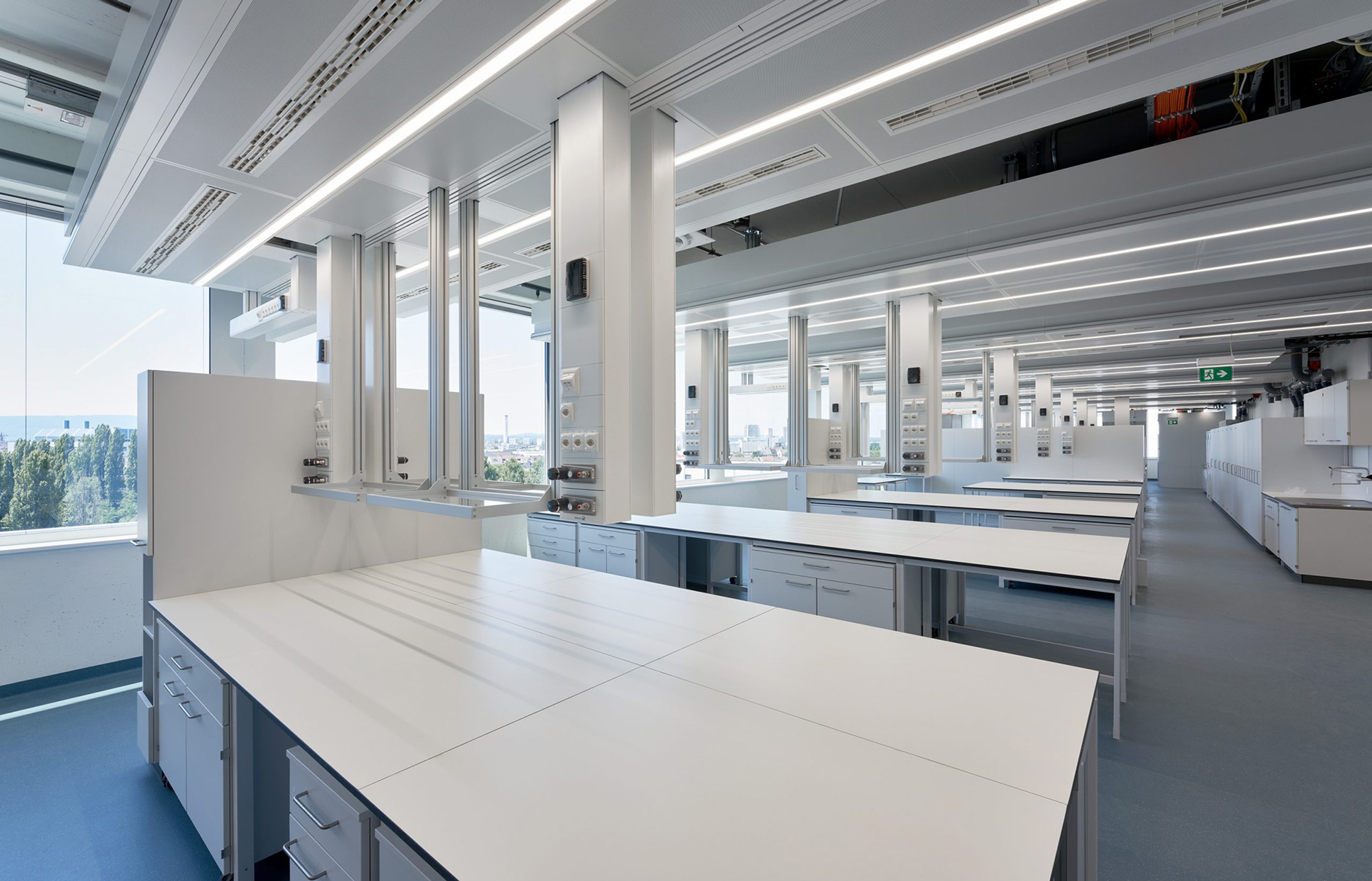 Deckenversorgungsmodul - Modulares Deckensystem Deckenversorgungsmodul - Modulares Deckensystem