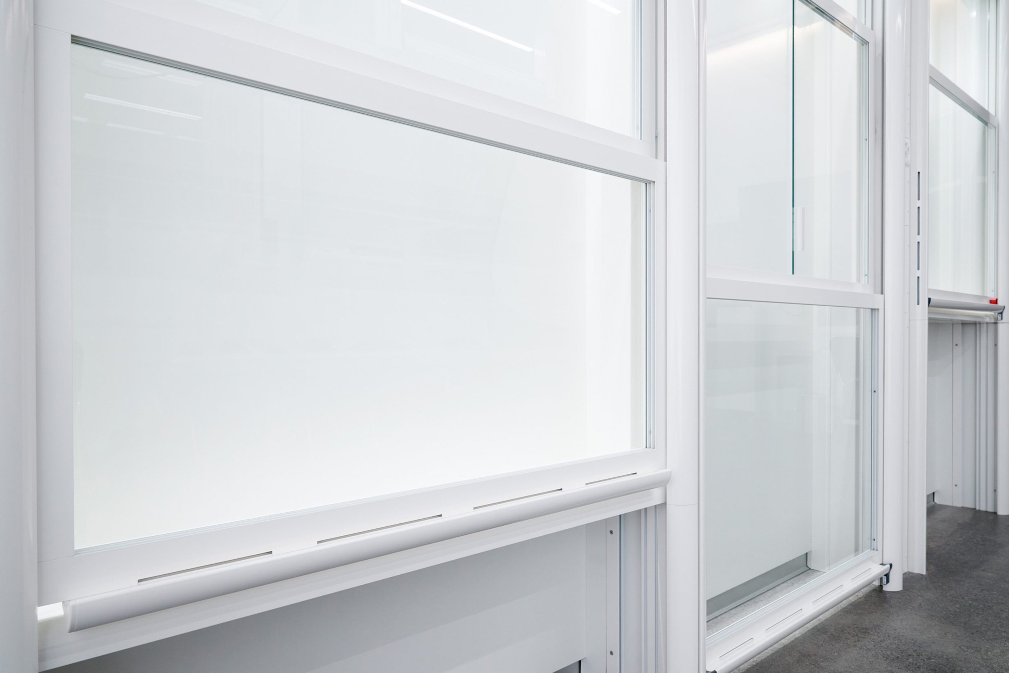 wobatech fume hood sashes