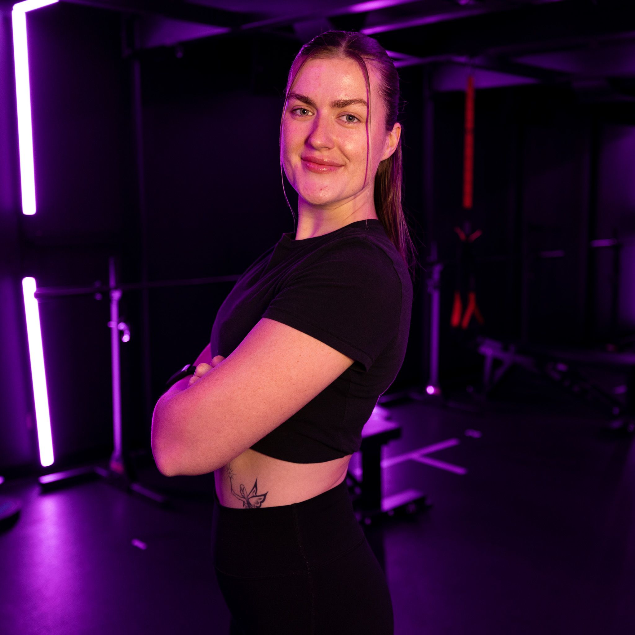 RESHAPE: PITBULL VS SHAKIRA 