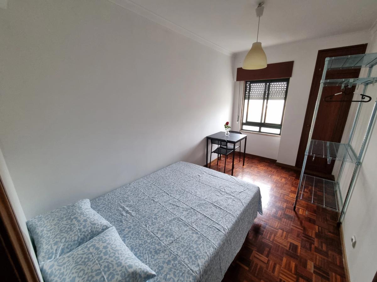 Quarto Duplo em Santo António dos Cavaleiros, Loures