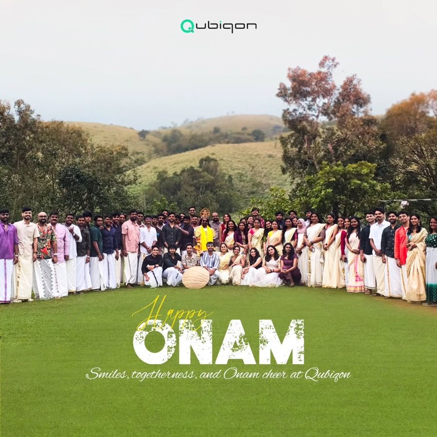 Large outdoor team photo