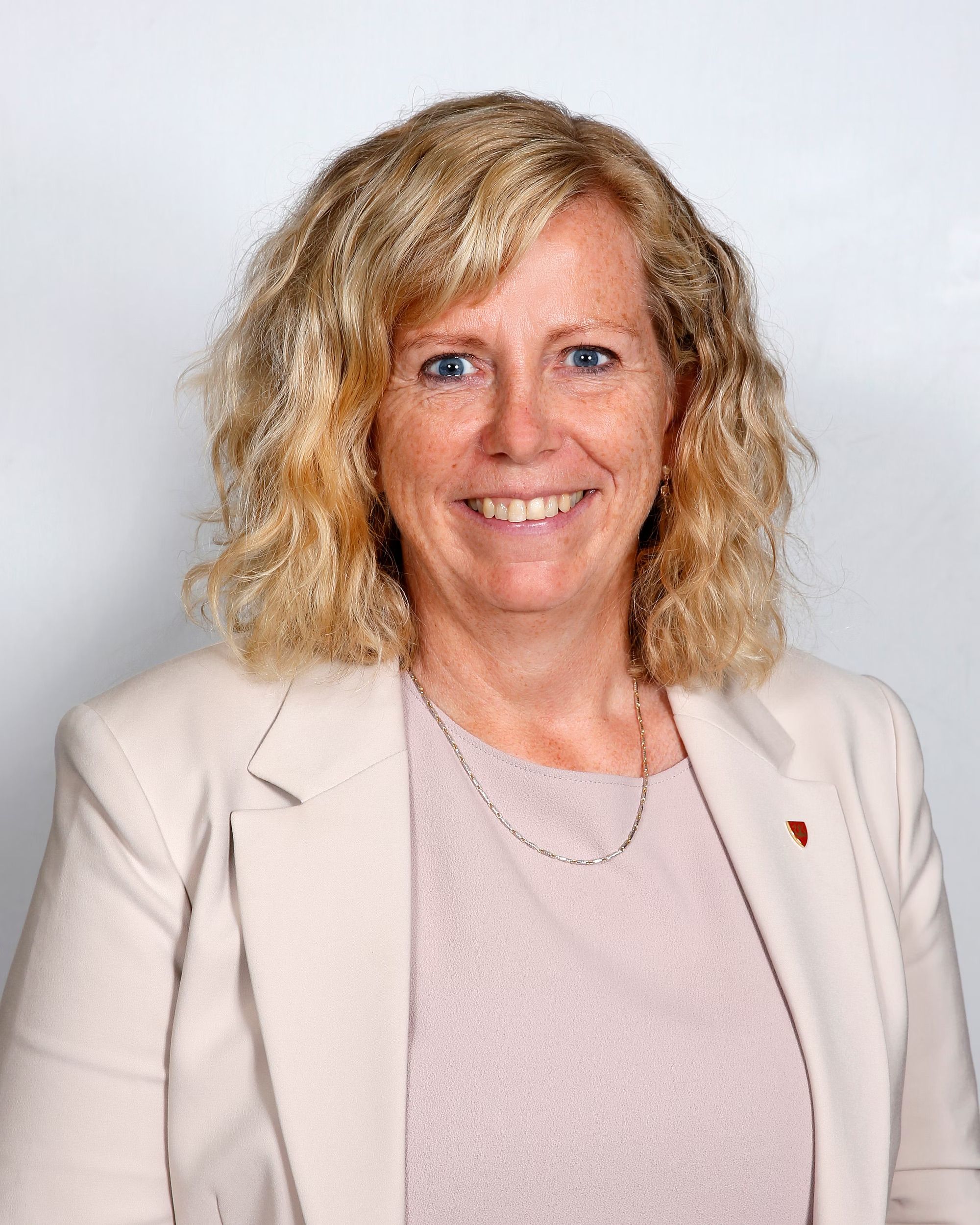 Bente Næverdal