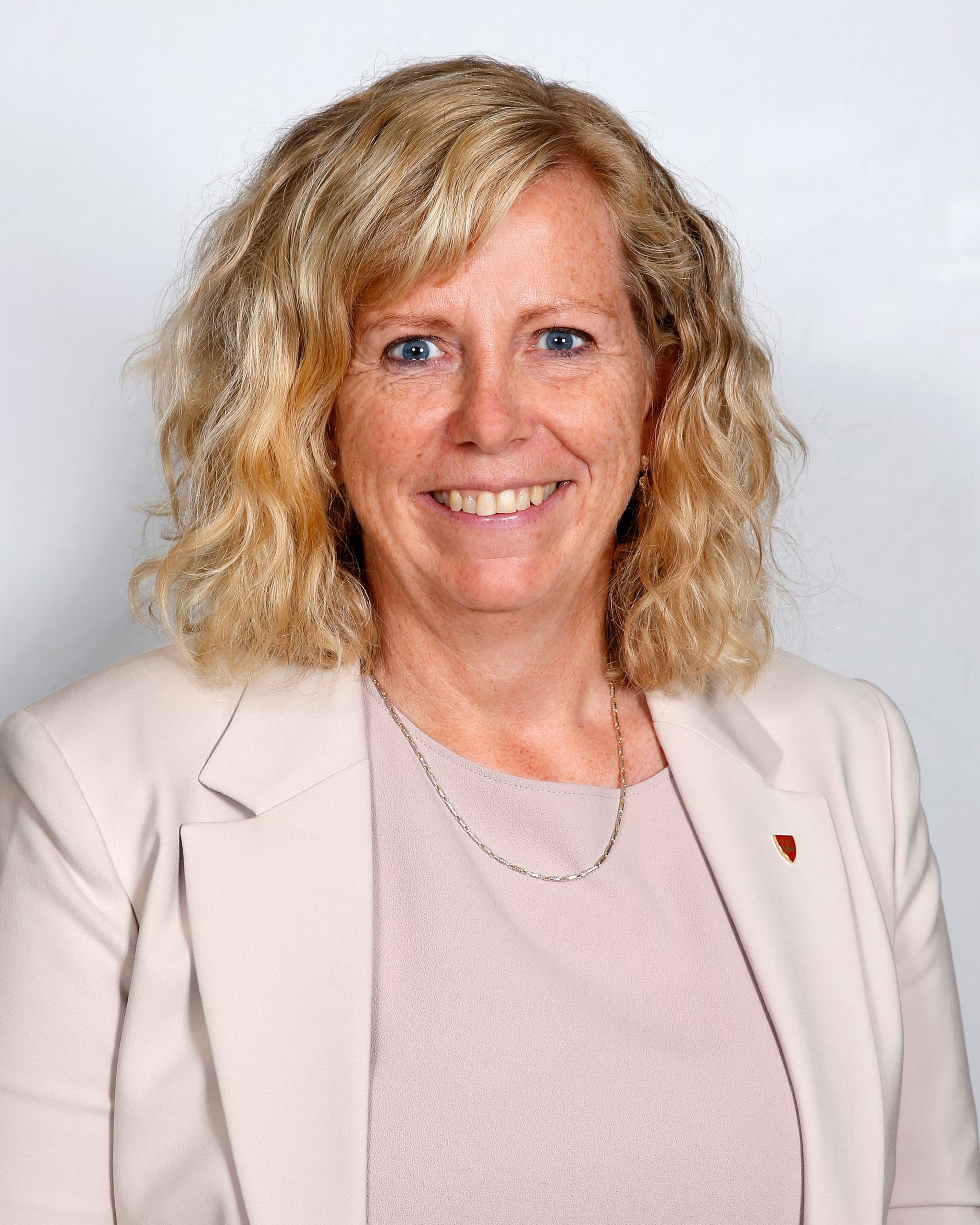 Bente Næverdal