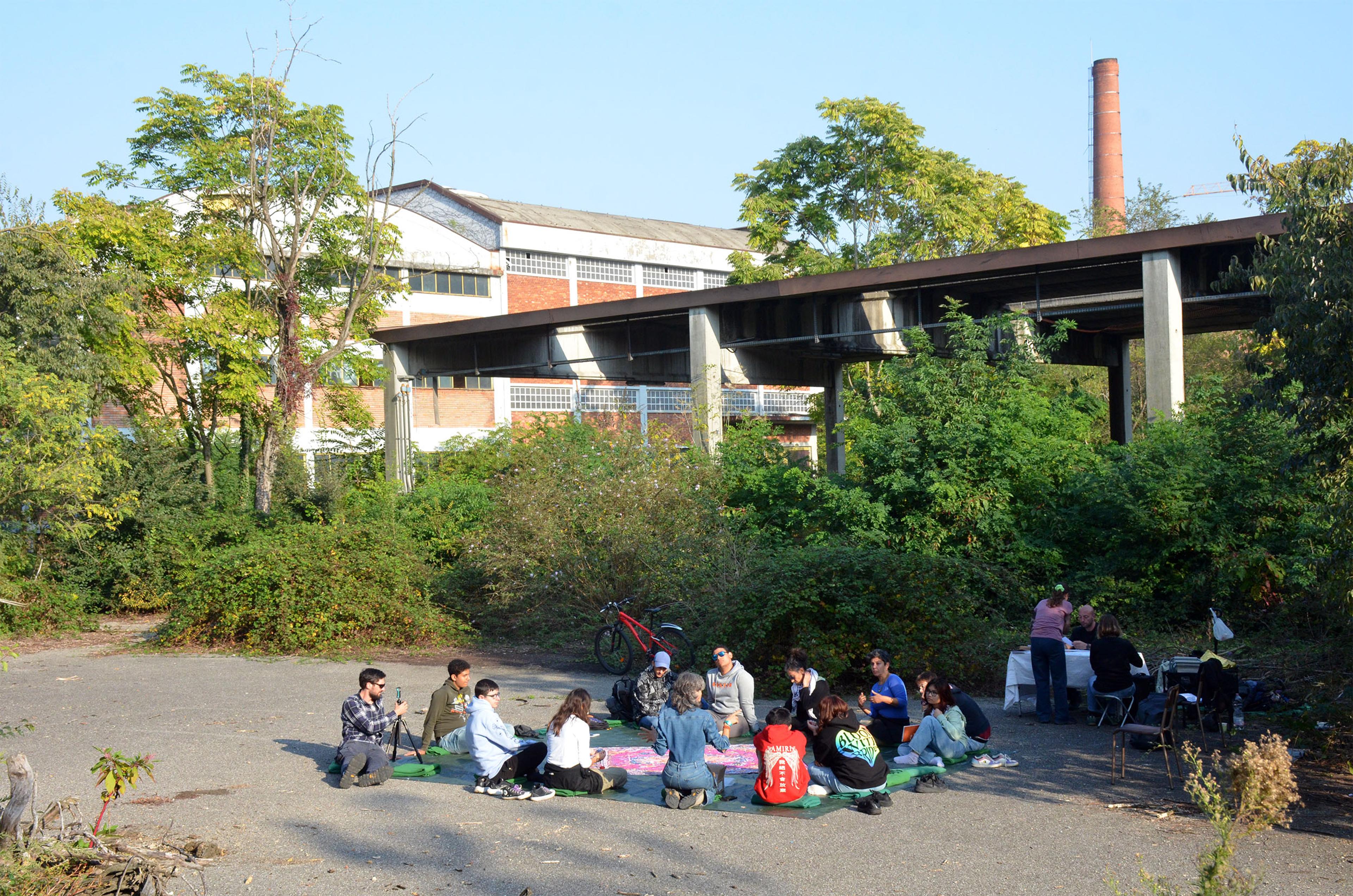 Come Gocce, Ethnographic Residency with Students in La Goccia Forest