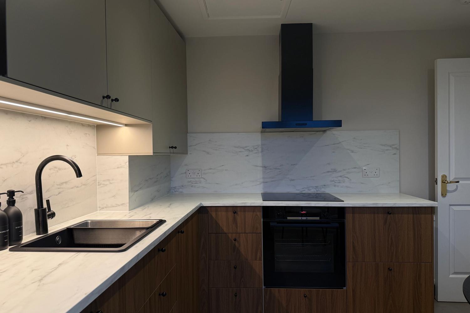 Contemporary New Town Kitchen