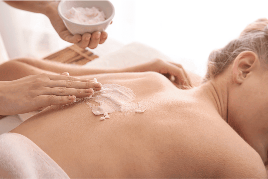 Summer relaxation: 5 reasons to choose a holiday massage in the heart of Poznań