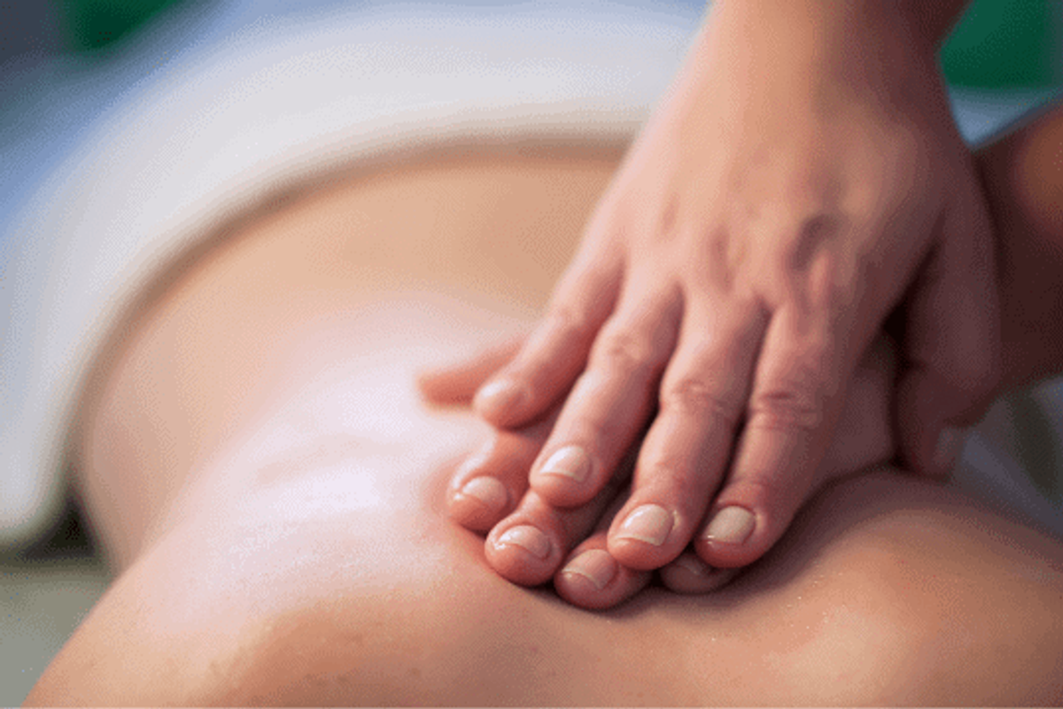 Massage for sciatica – does it help and which one to choose?