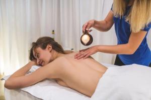 Candle massage - Chill City SPA Poznań