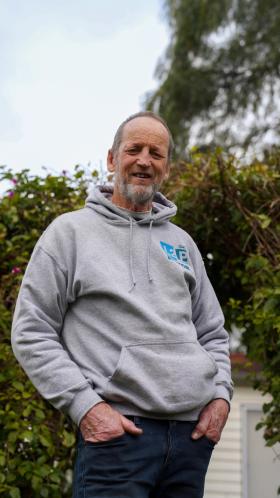 Australia: Laurie Krepp is leaving a gift to Oxfam in his will. He has held a passion for social justice for many years and is involved in different programs within his community and overseas. Photo: Heidi Demond/Oxfam