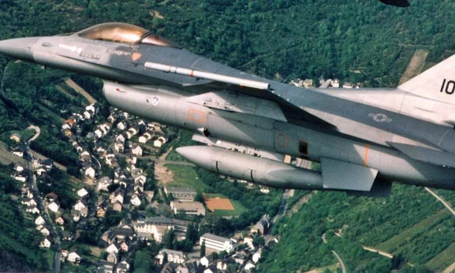 A 10TFS Viper banking over the Mosel — tail proudly displaying the squadron heraldry.