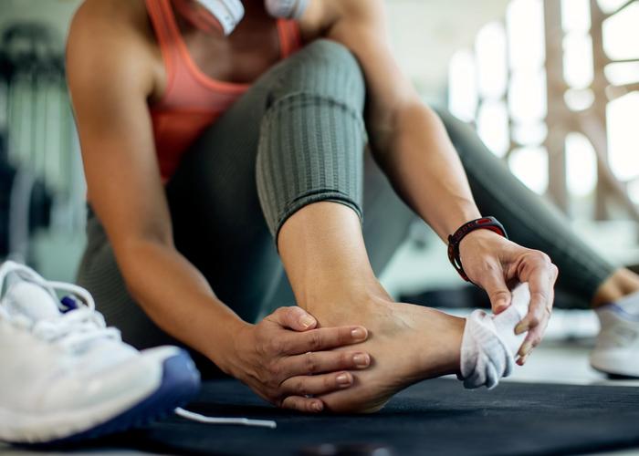 How to Recover from a Lateral Ankle Sprain: A Guide