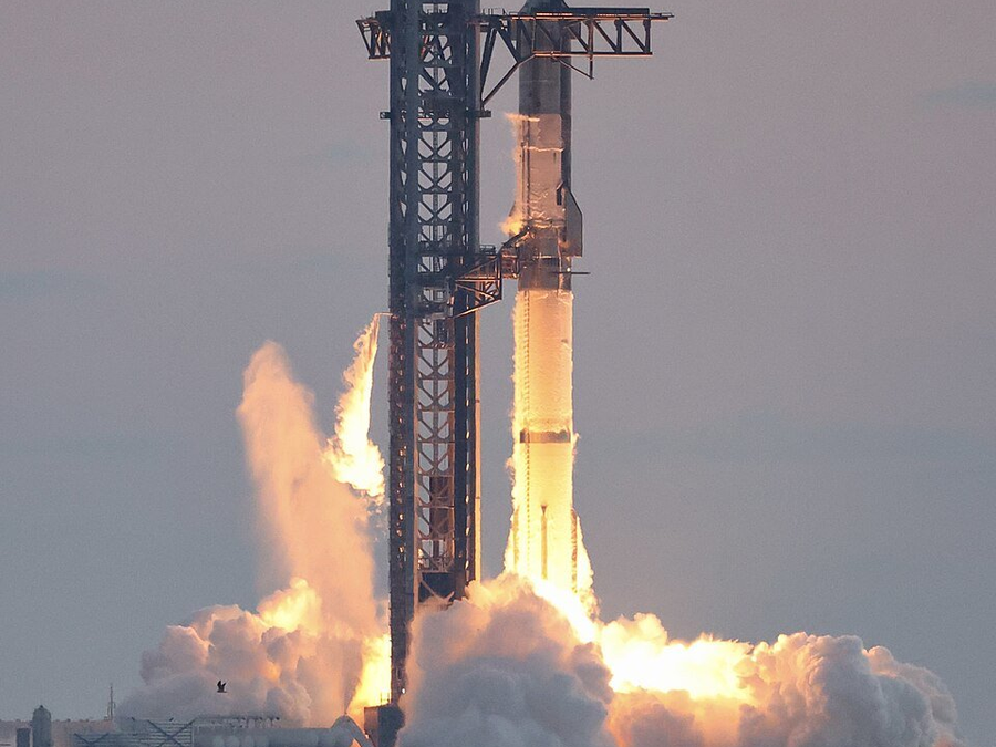 Starship ignition during launch on its fifth flight