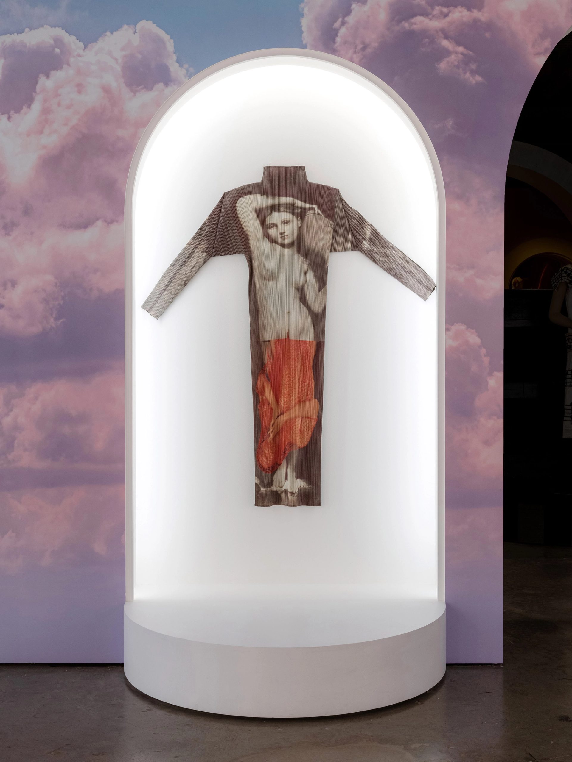 Dress in exhibition.