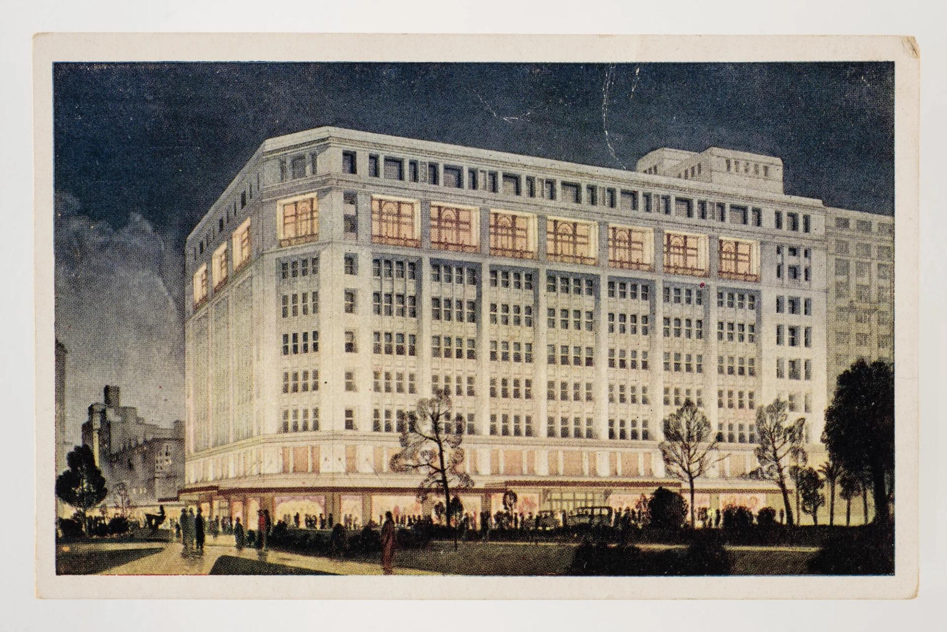 Loose postcard, David Jones store, in colour.