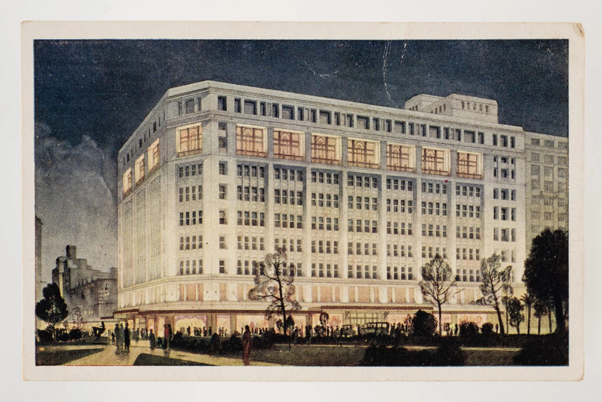 Loose postcard, David Jones store, in colour.