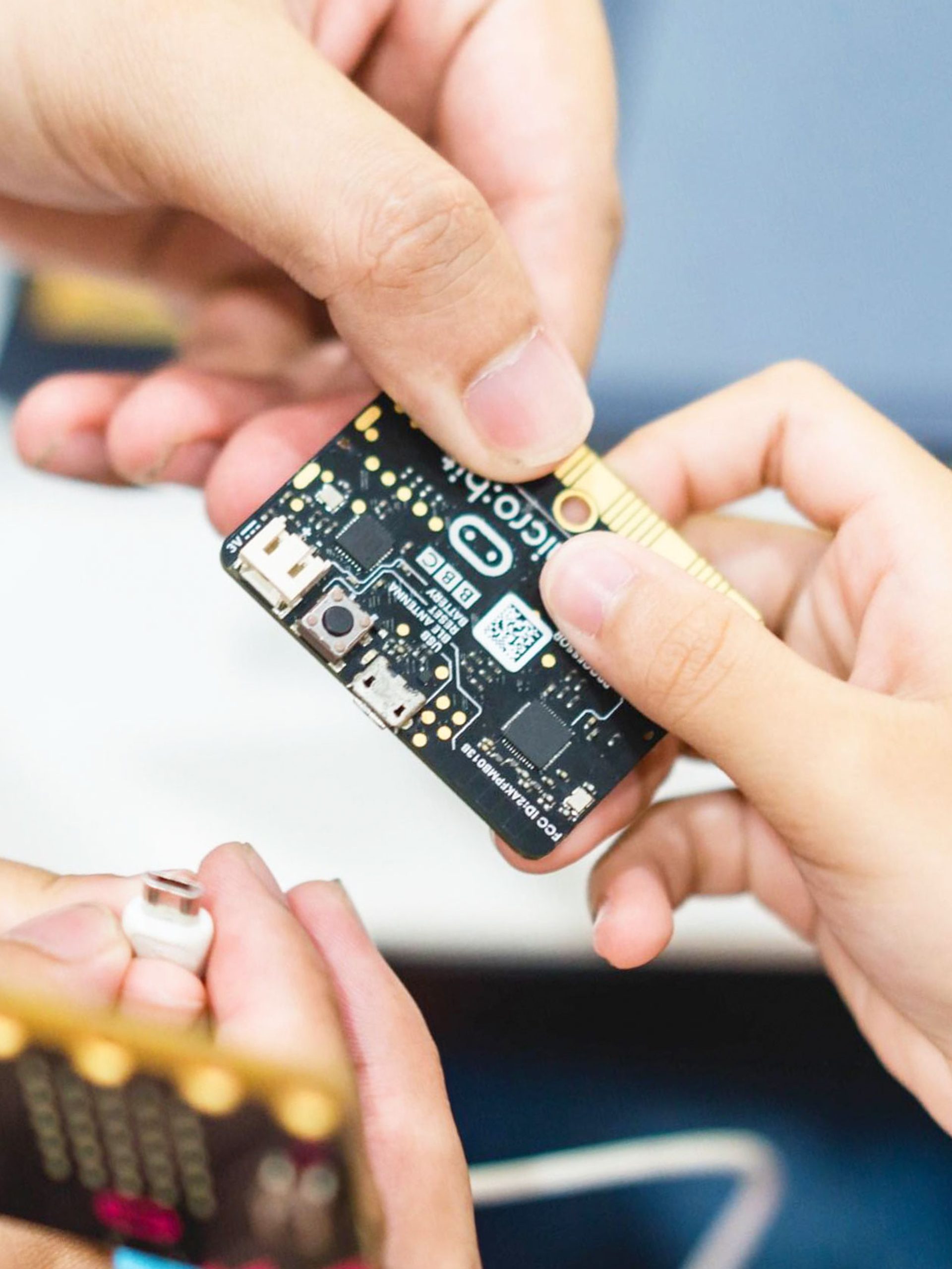 Introduction to coding with micro:bit (Ages 7–12)