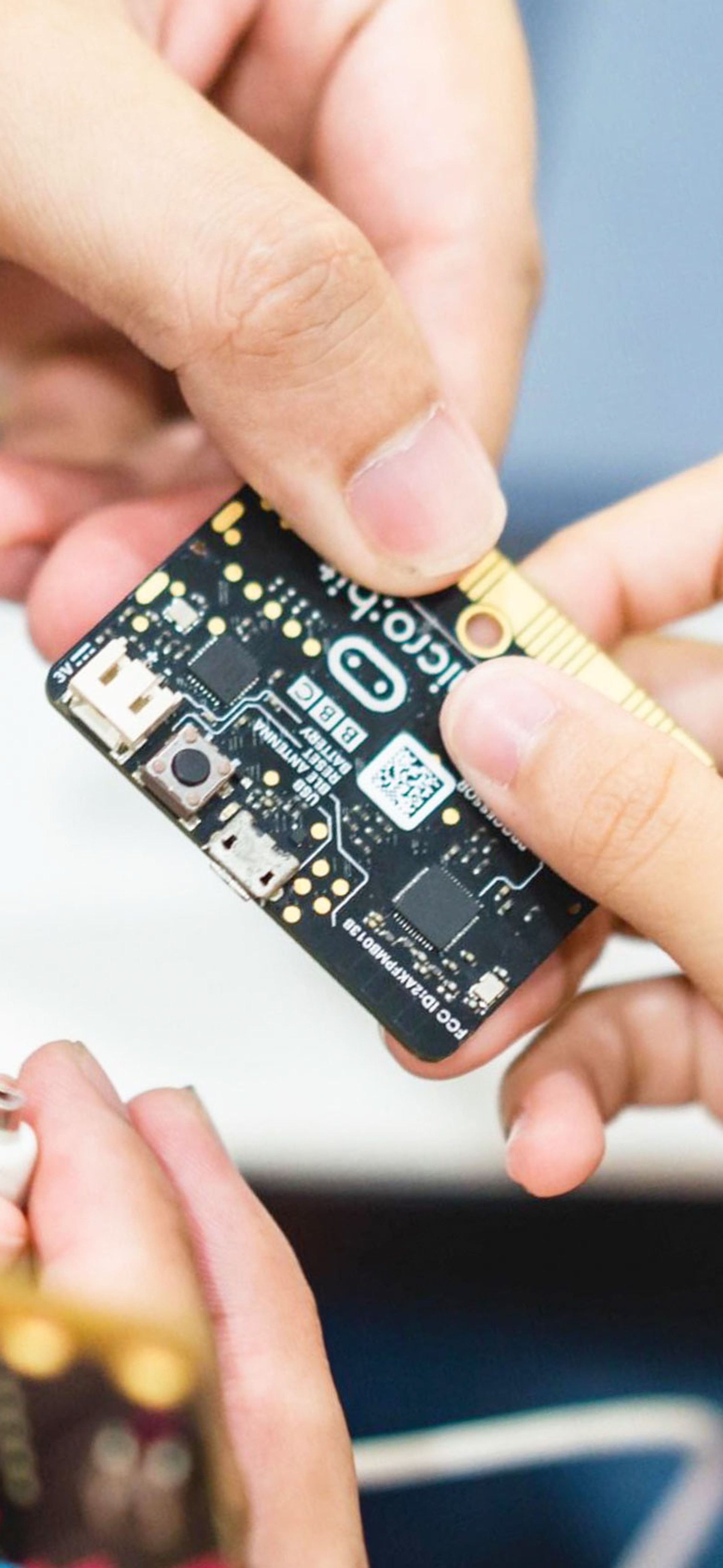 Introduction to coding with micro:bit (Ages 7–12)