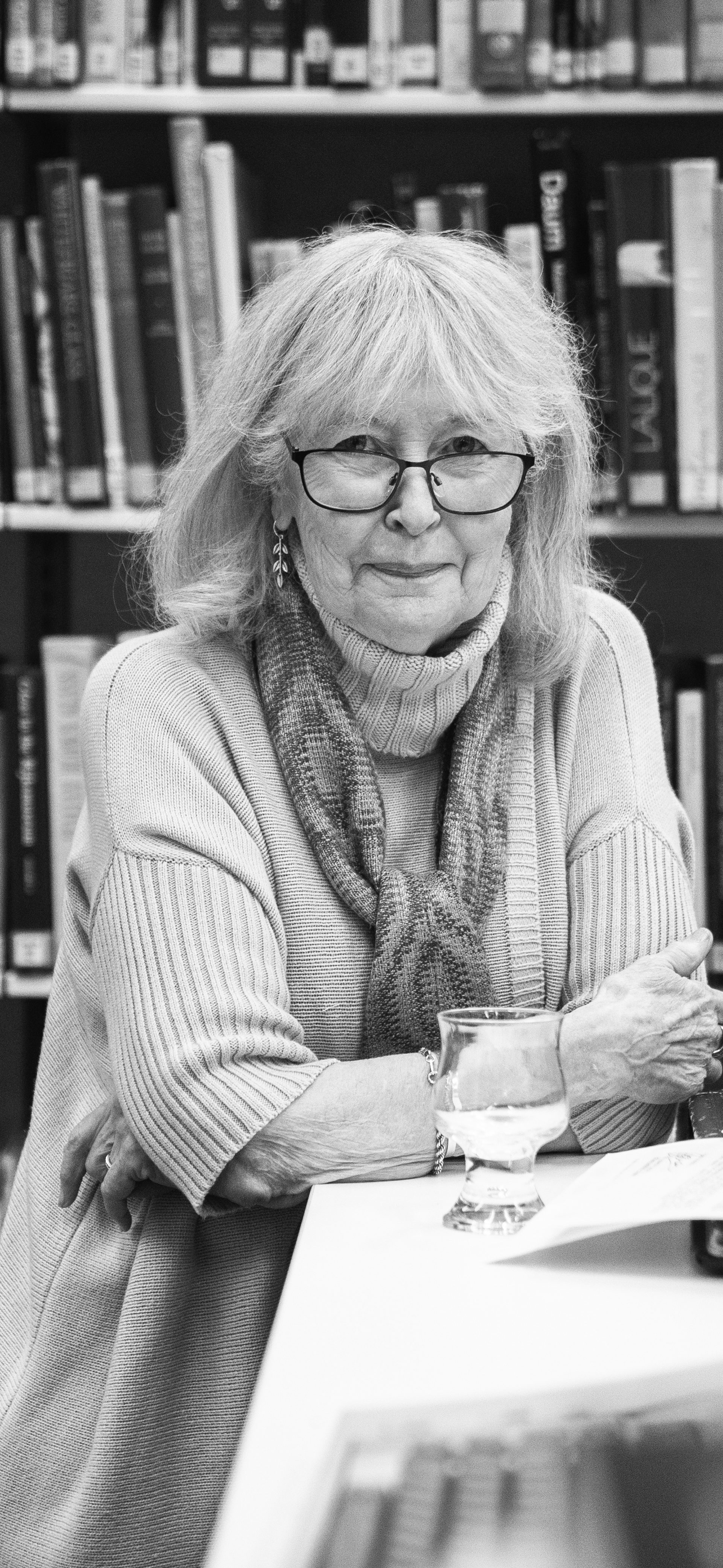 Denise Larcombe’s Five Decades of Glass and Giving