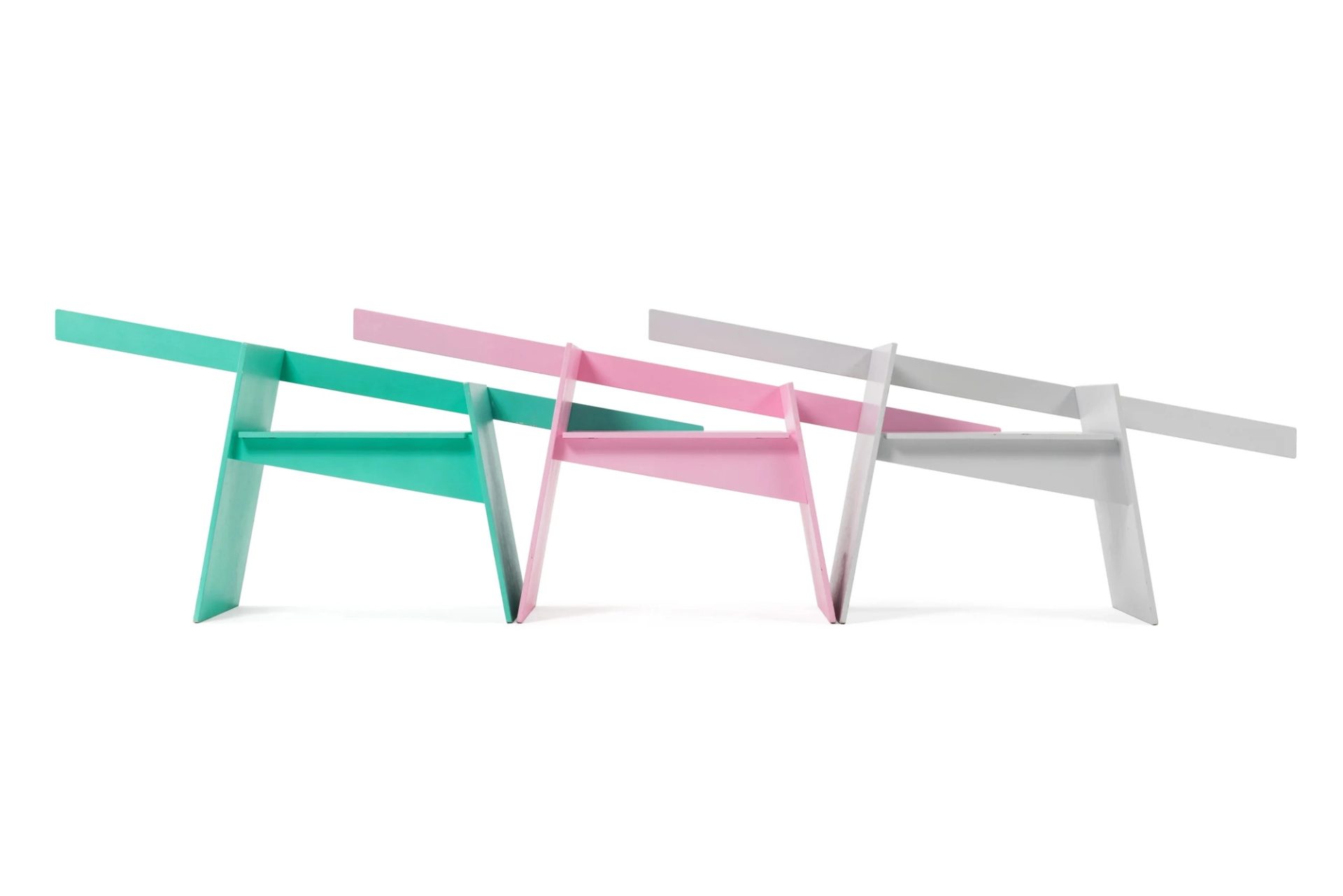 Thee fence like stools