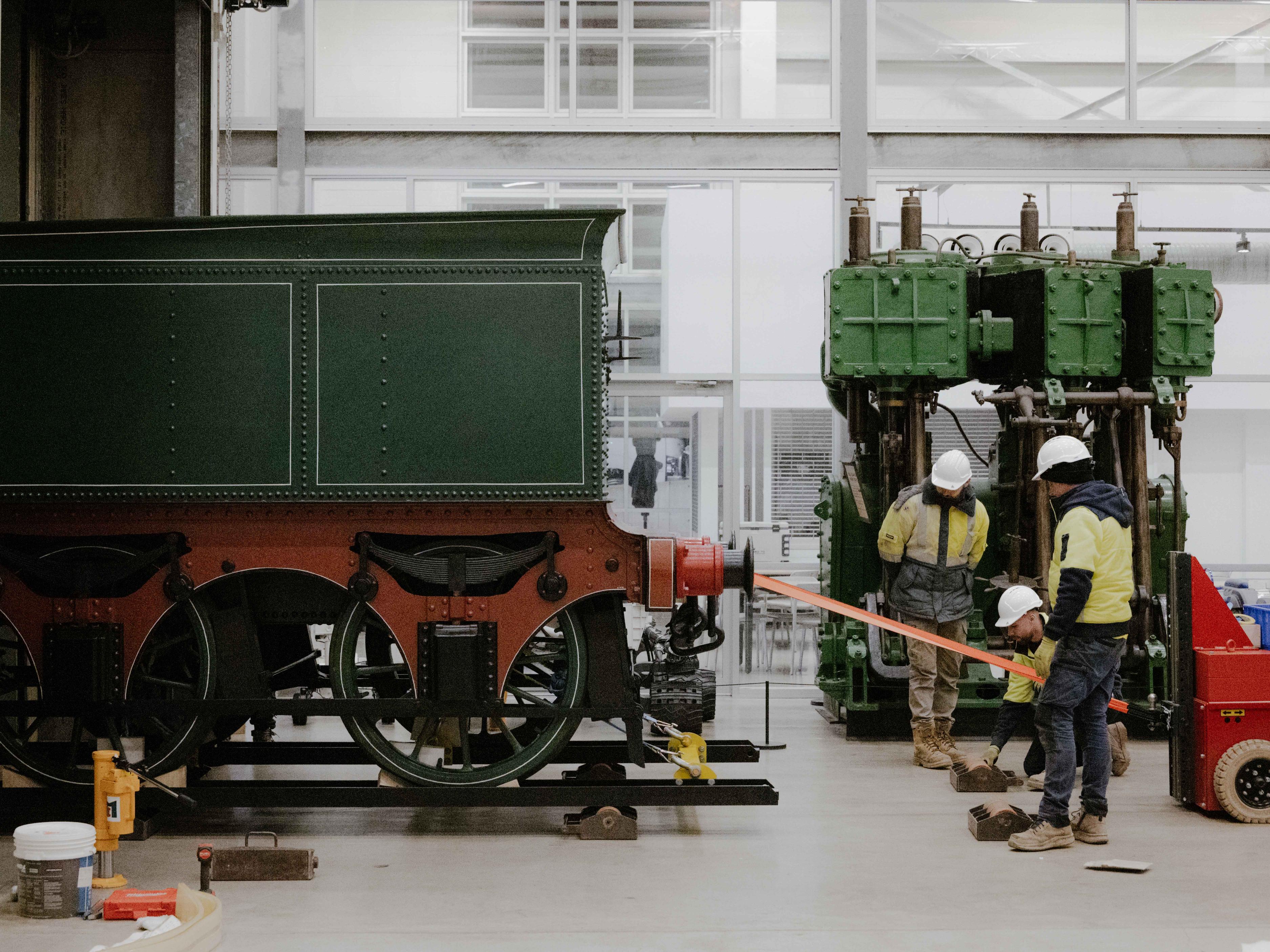 Inspections behind a train carriage, inside.