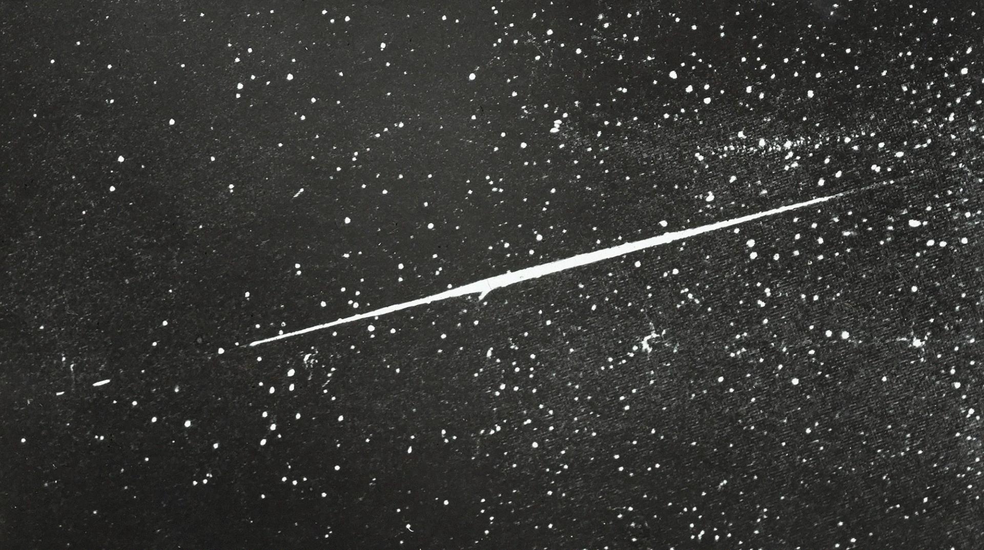 Lantern slide of a meteor flight.