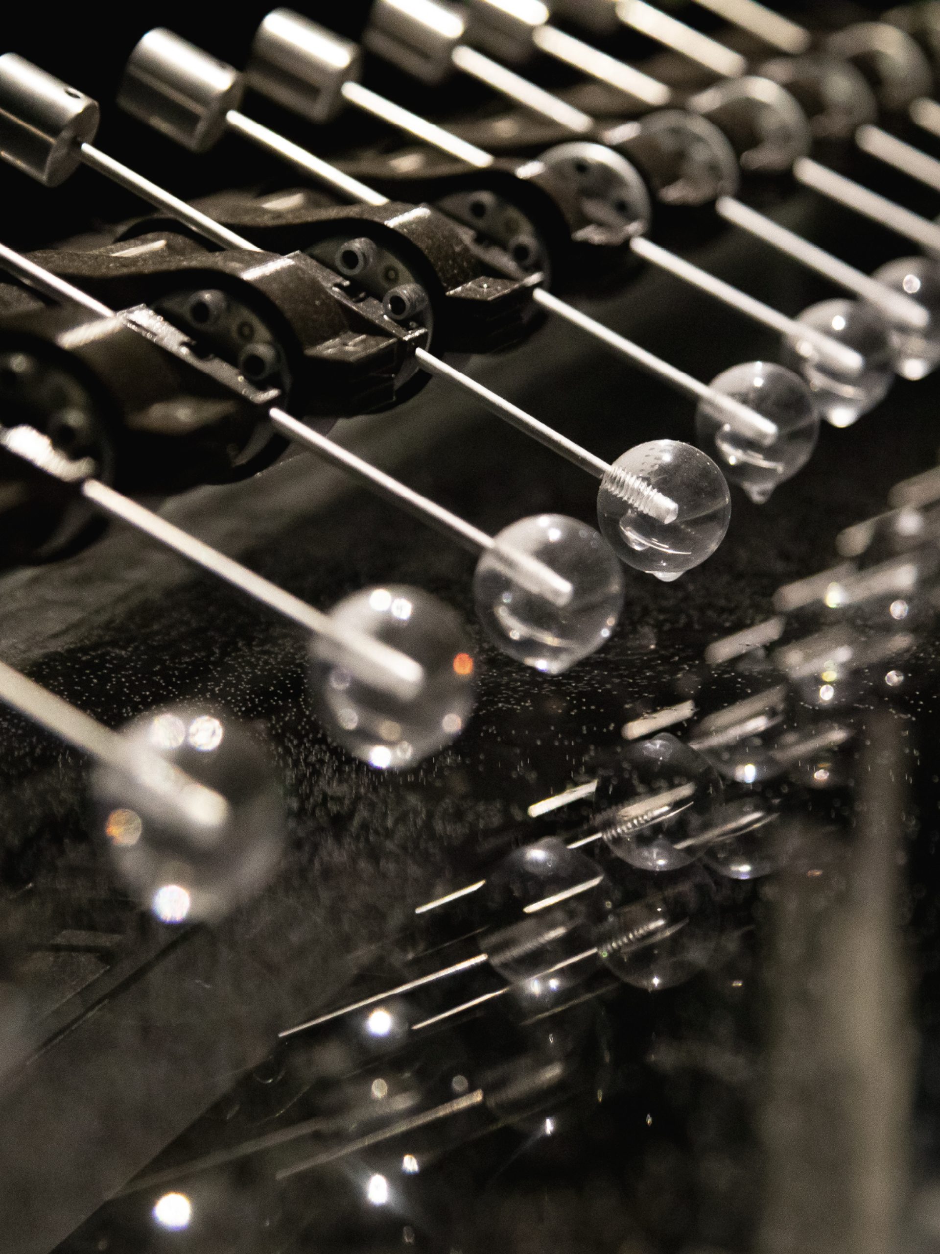 metal and glass mechanics